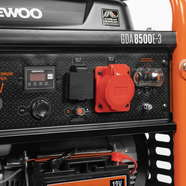 Бензиновый генератор DAEWOO GDA 8500E-3 портативный фото