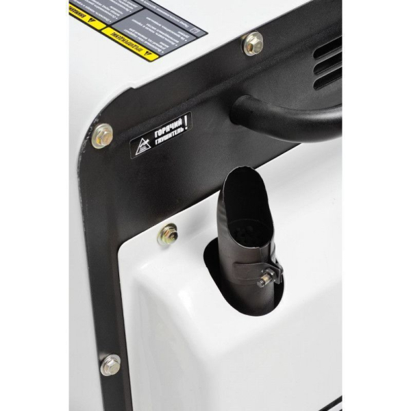 Дизельный генератор Hyundai DHY 6000SE-3  4-х тактный фото