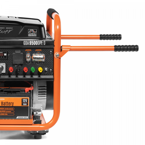 Бензиновый генератор DAEWOO GDA 9500DPE-3 2-х тактный Бензиновый генератор DAEWOO GDA 9500DPE-3 2-х тактный фото