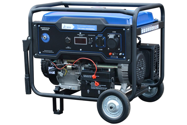 Бензиновый генератор ТСС SGG 5000EHNA с АВР портативный фото