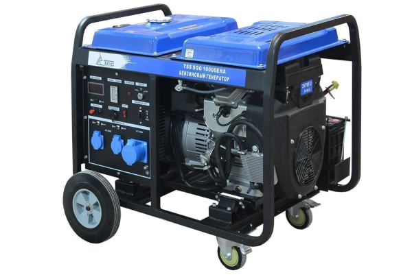 Бензиновый генератор ТСС SGG 10000EHA в кожухе МК-2.1 для гаража фото