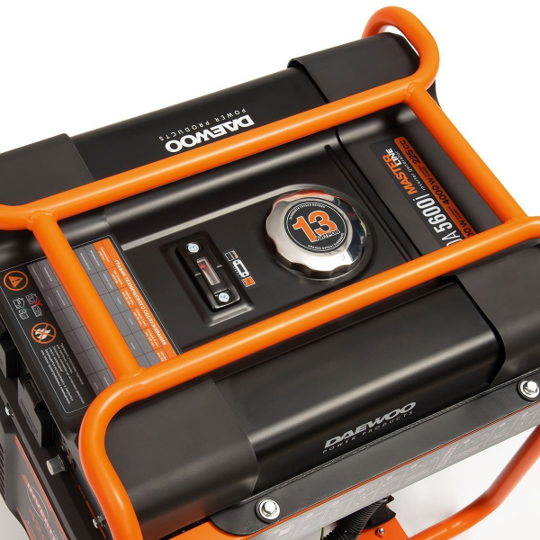 Бензиновый инверторный генератор DAEWOO GDA 5600i 4-х тактный фото