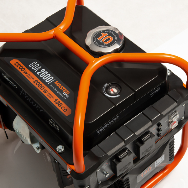 Бензиновый инверторный генератор DAEWOO GDA 2600i портативный фото