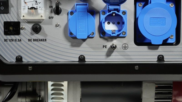 Бензиновый генератор Loncin LC8000-JS 4-х тактный фото