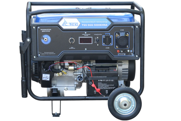 Бензиновый генератор ТСС SGG 5000EHNA для дачи фото